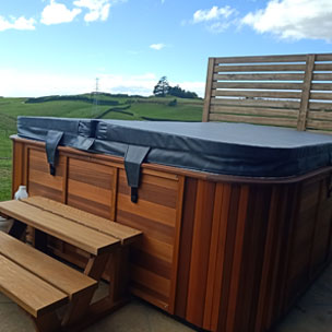 paramount-pools-and-spas-in-waikato-hamilton-new-zealand-services-design-supply-contruction-and-accessories-image-services-26
