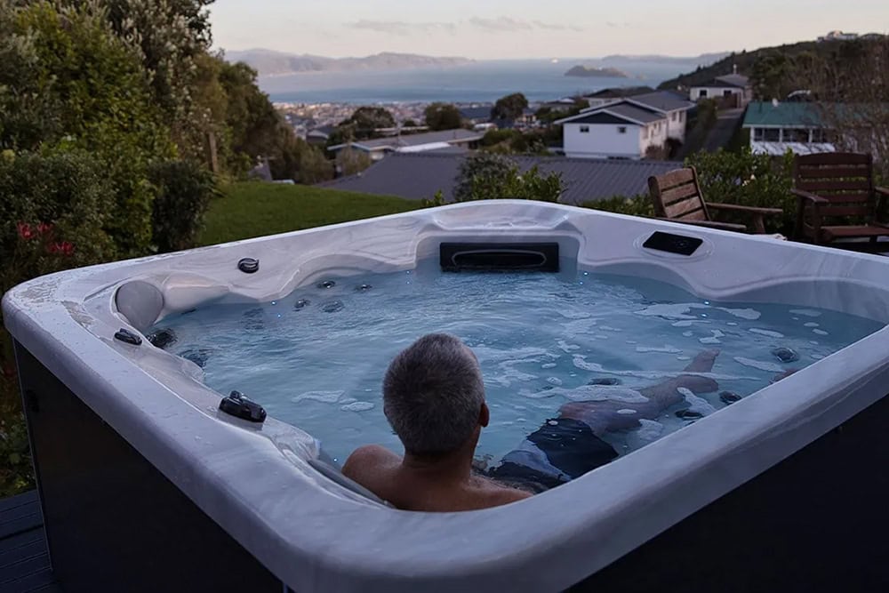 paramount-pools-new-zealand-spa-pools-for-sale-sapphire-spas-and-high-country-spas-gallery-5