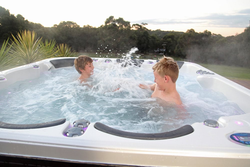 paramount-pools-new-zealand-spa-pools-for-sale-sapphire-spas-and-high-country-spas-gallery-8