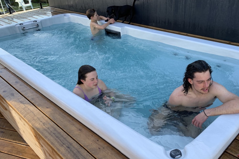 paramount-pools-swim-spas-for-sale-in-new-zealand-sapphire-spas-gallery-9